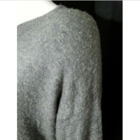 Halogen Tie Bell Sleeve Sweater Size Medium - Picture 9 of 9